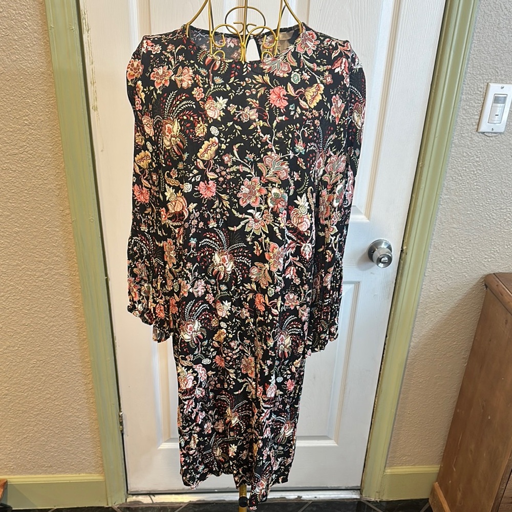H&M Black and Pink floral Long Sleeve bell ruffle Retro style Dress Size 14